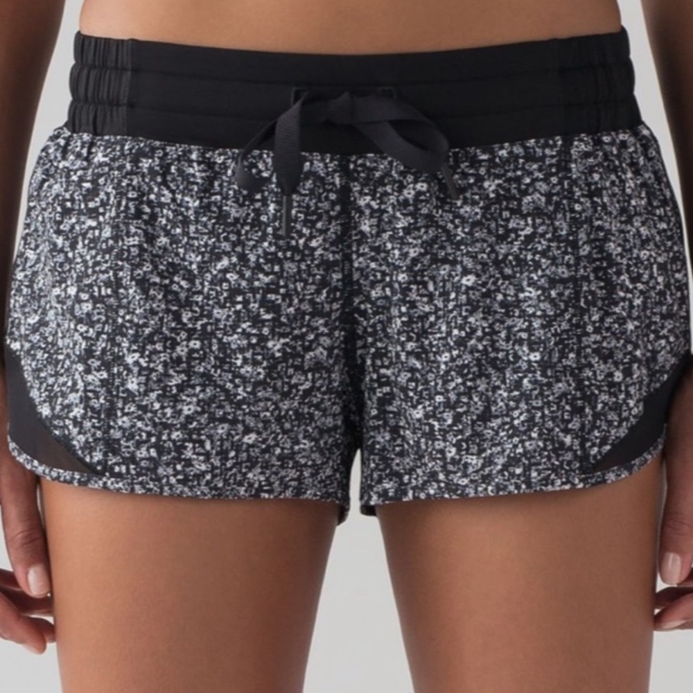Hotty Hot Low-Rise Lined Short 2.5"